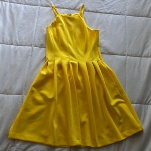 Pretty yellow dress